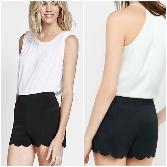 NWOT EXPRESS Black High-Waisted Scallop Hem Shorts - Picture 1 of 5